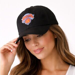 New York Knicks ’47 Brand Franchise Fit Black Baseball Cap (Medium)